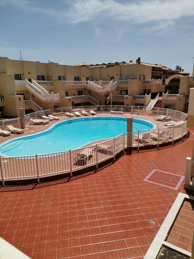 B10 Arenas Apartment *